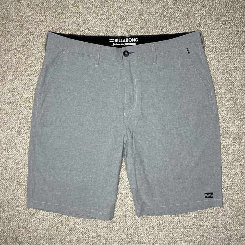 Billabong hybrid shorts
